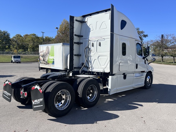 FREIGHTLINER CASCADIA 126SLP 2020