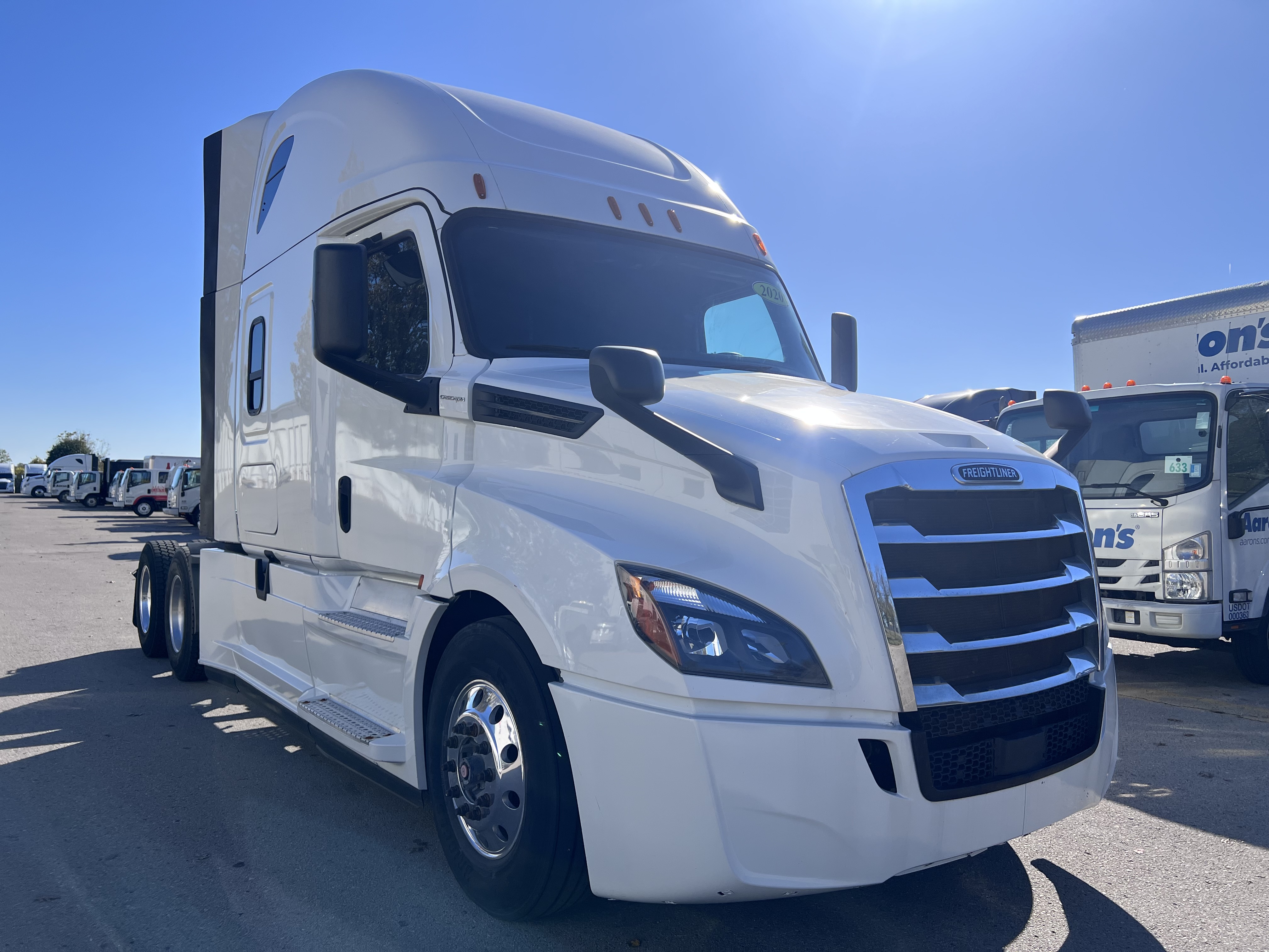 2020 FREIGHTLINER CASCADIA 126SLP - image 8