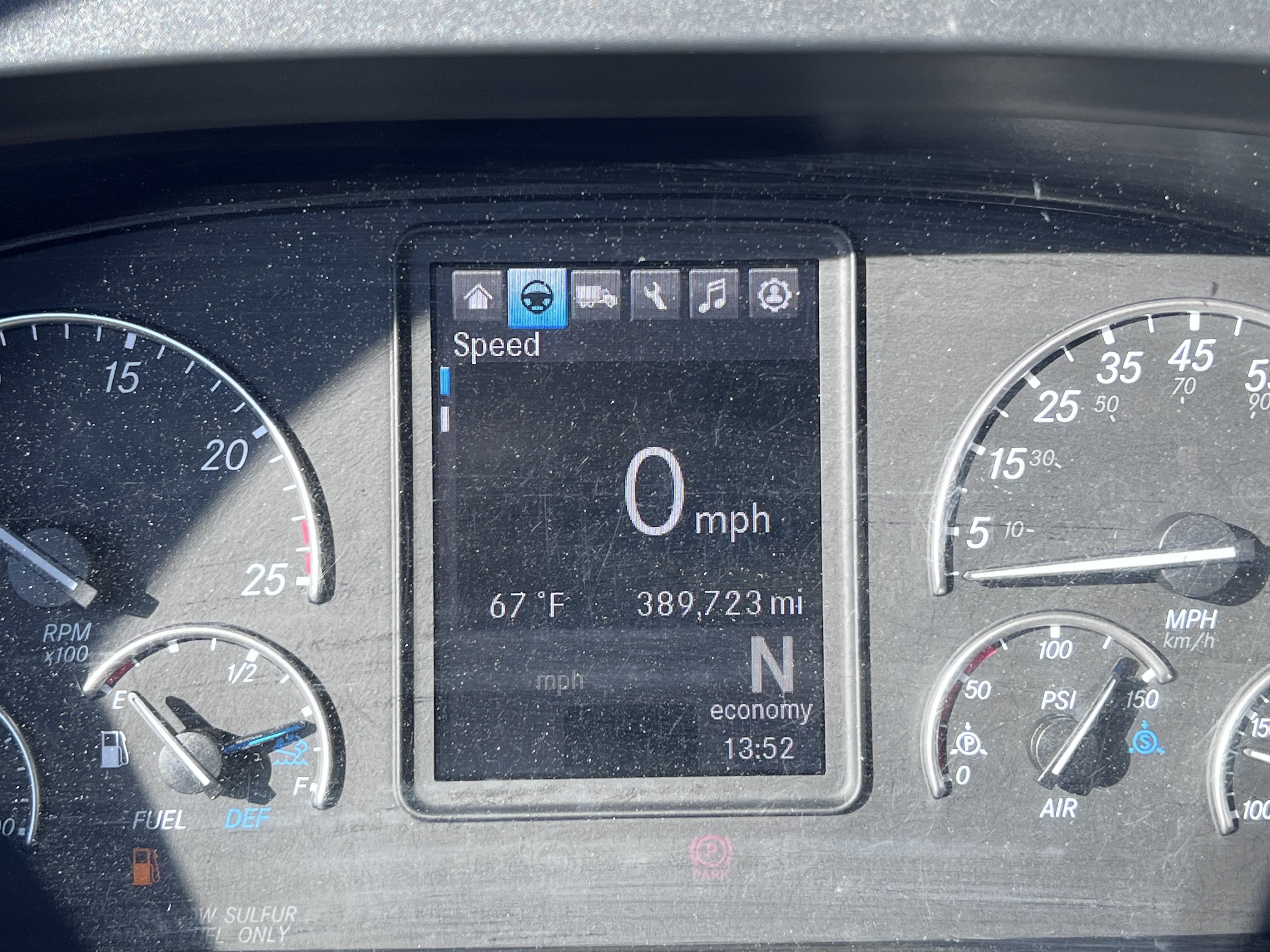 2020 FREIGHTLINER CASCADIA 126SLP - image 17