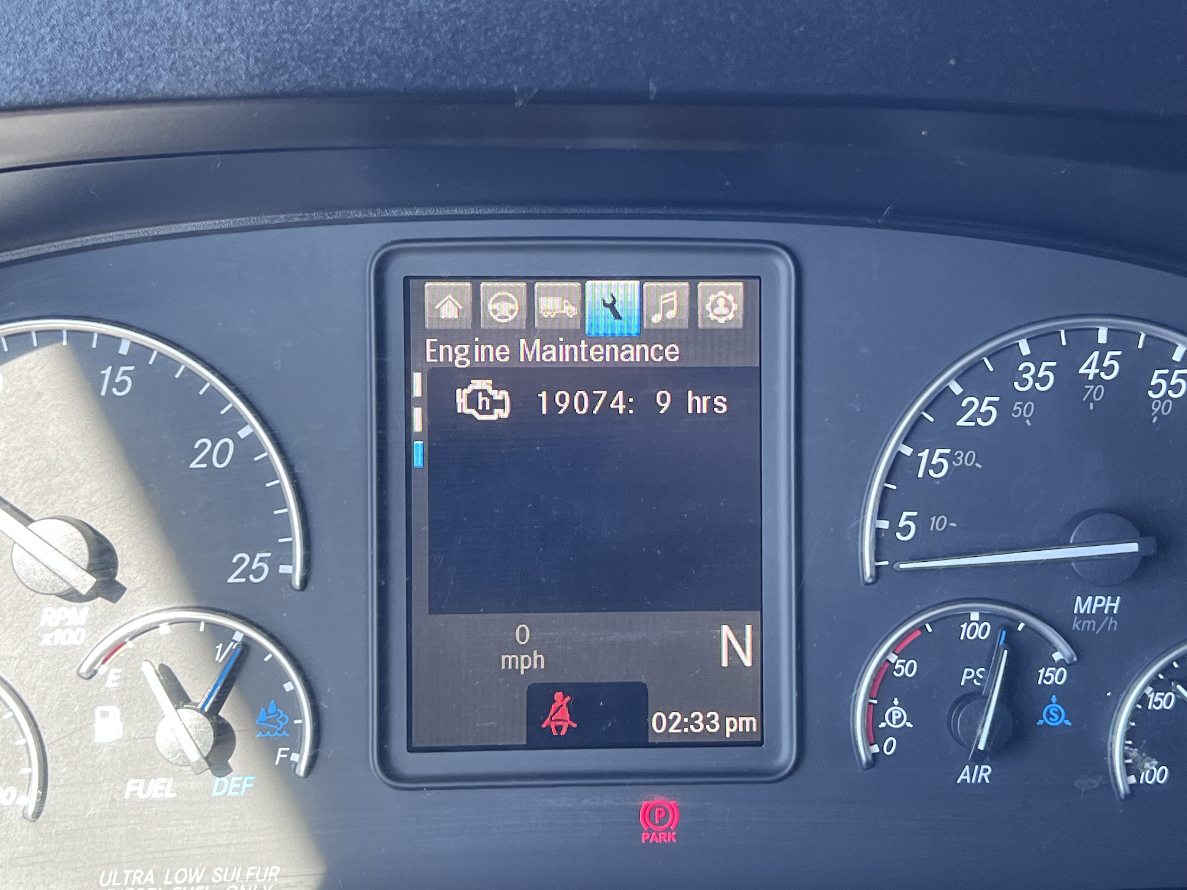 2020 FREIGHTLINER CASCADIA 126SLP - image 17