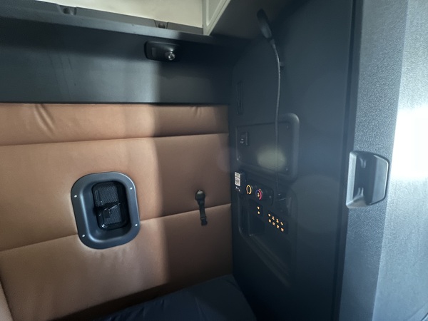 FREIGHTLINER CASCADIA 126SLP 2020