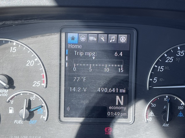 FREIGHTLINER CASCADIA 126SLP 2020