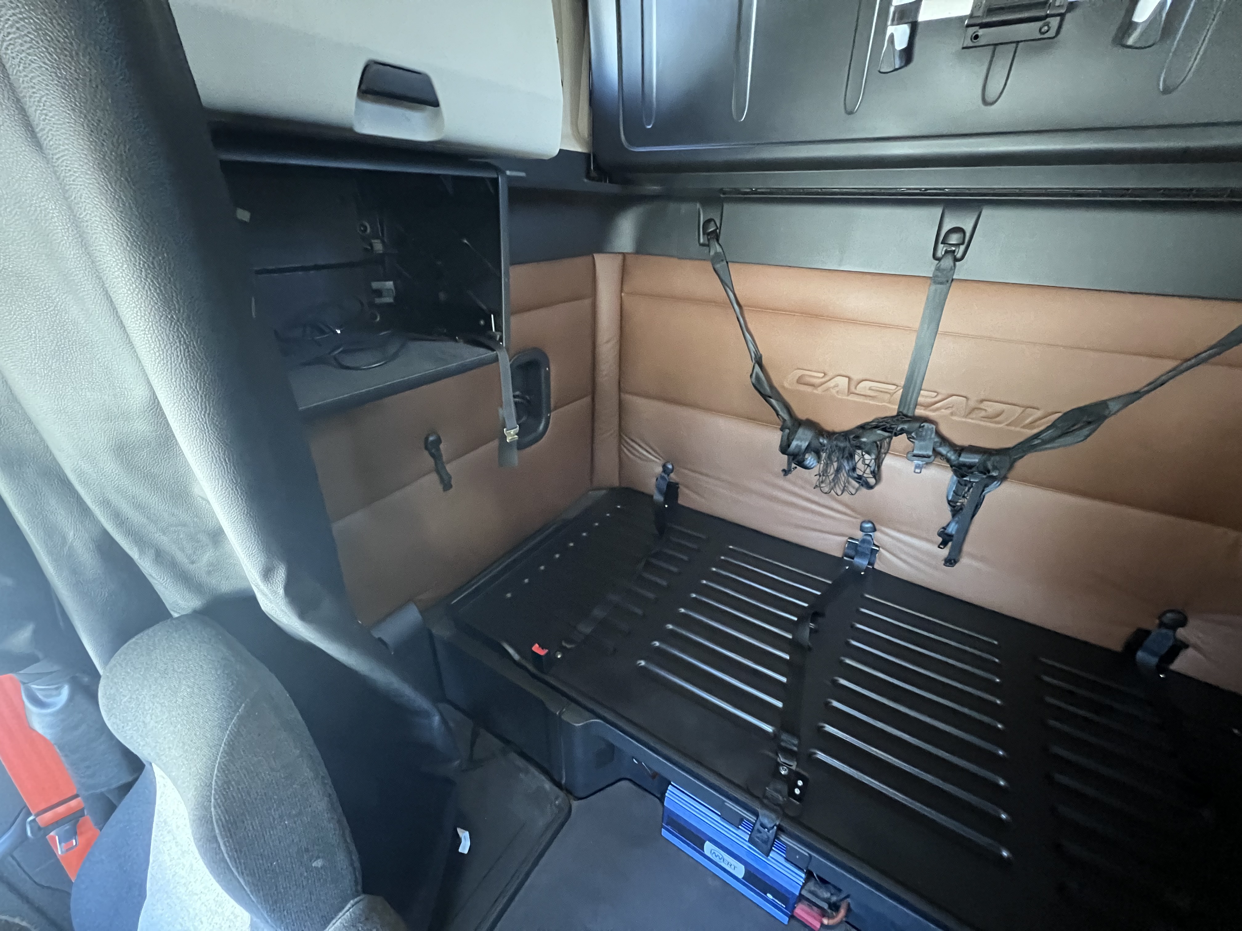 2020 FREIGHTLINER CASCADIA 126SLP - image 19