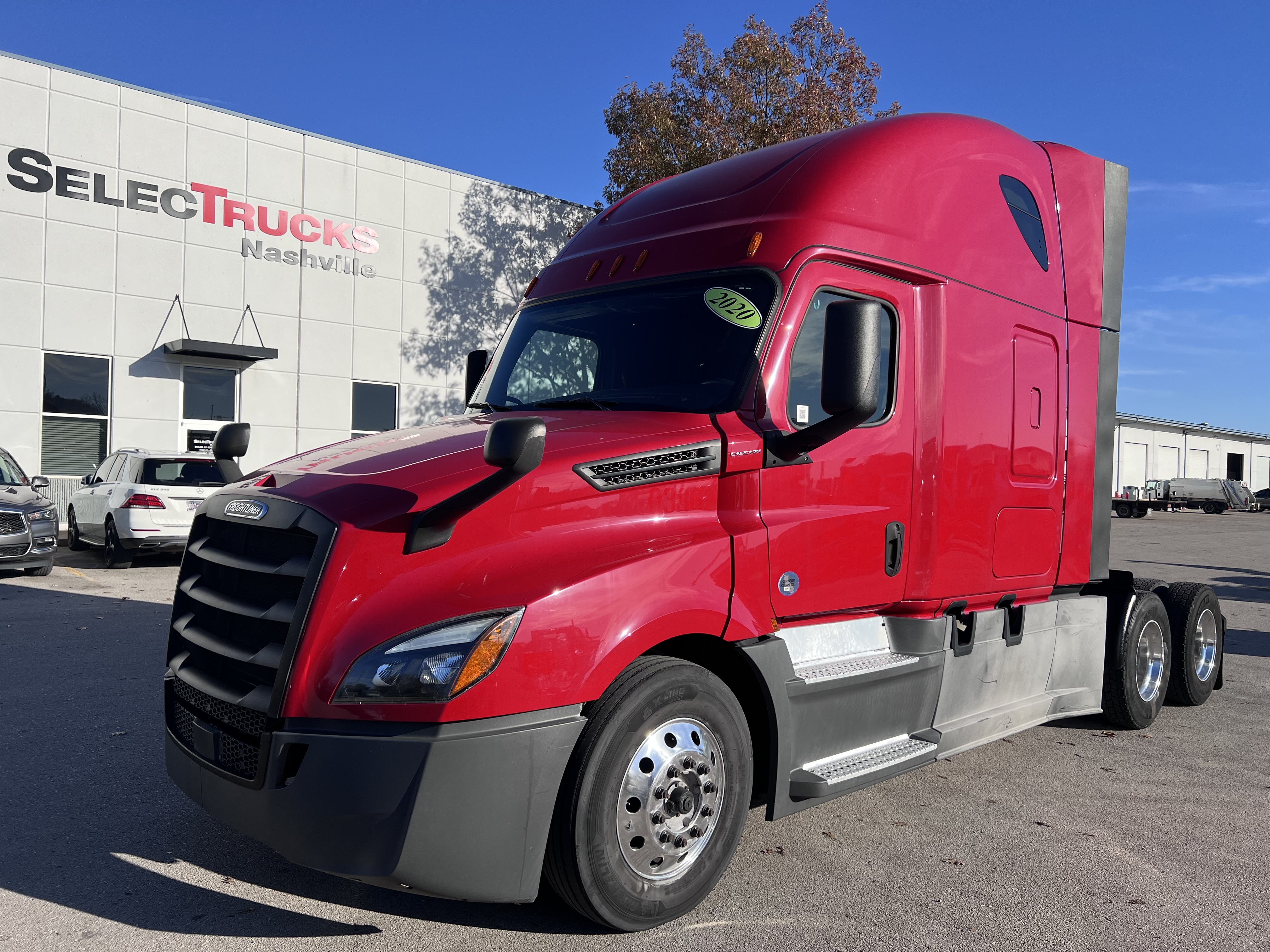 2020 FREIGHTLINER CASCADIA 126SLP - image 1