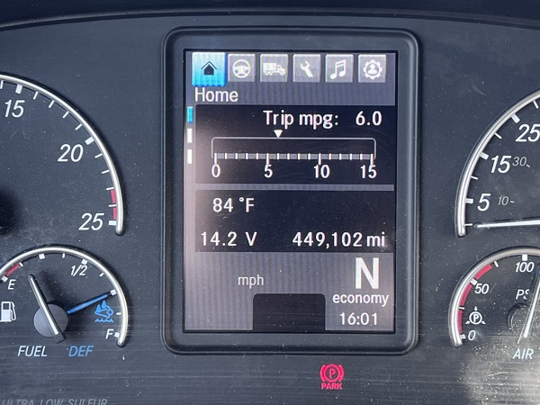 FREIGHTLINER CASCADIA 126SLP 2020