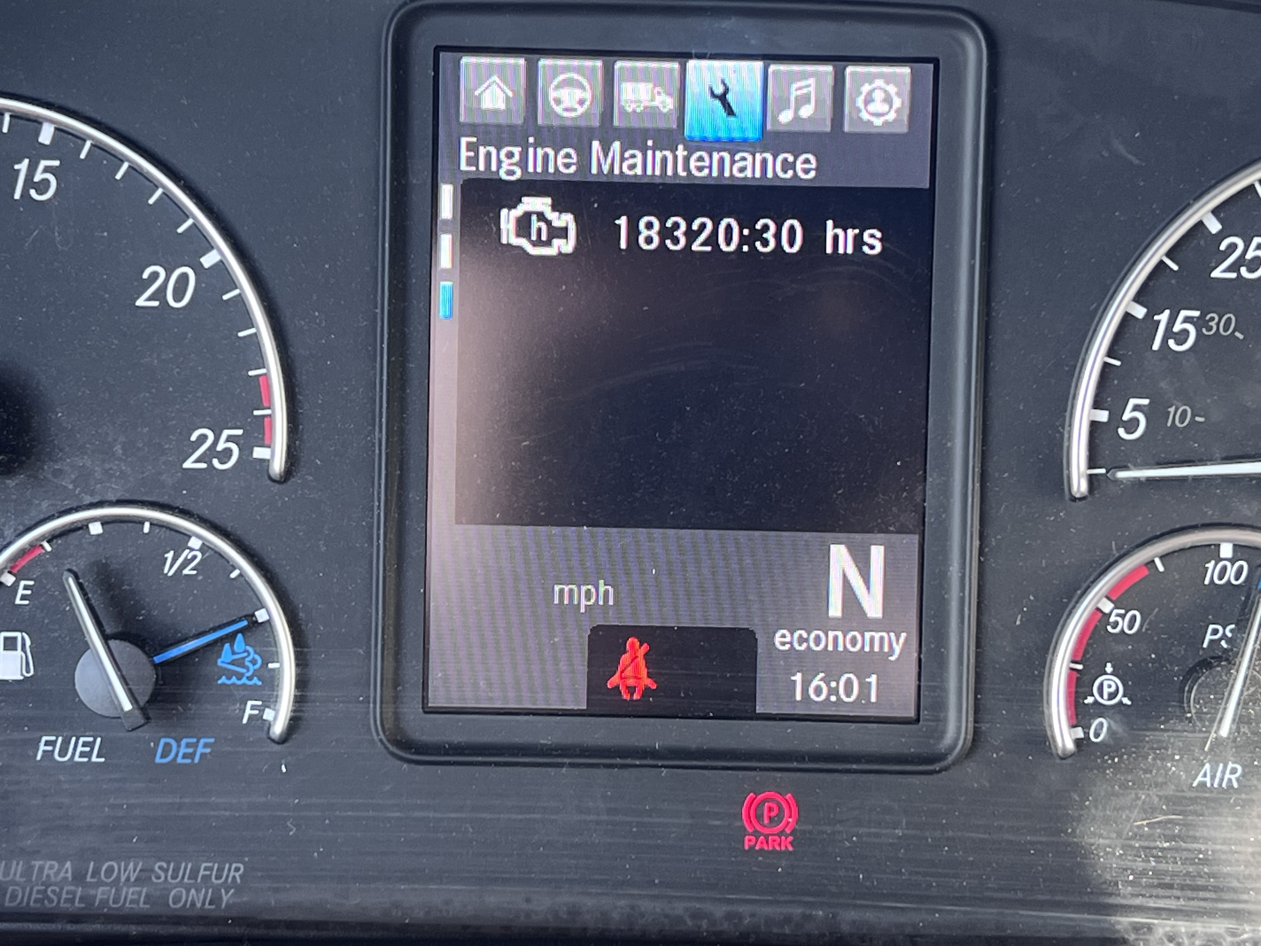 2020 FREIGHTLINER CASCADIA 126SLP - image 18