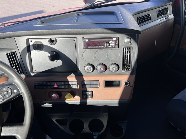 FREIGHTLINER CASCADIA 126SLP 2020