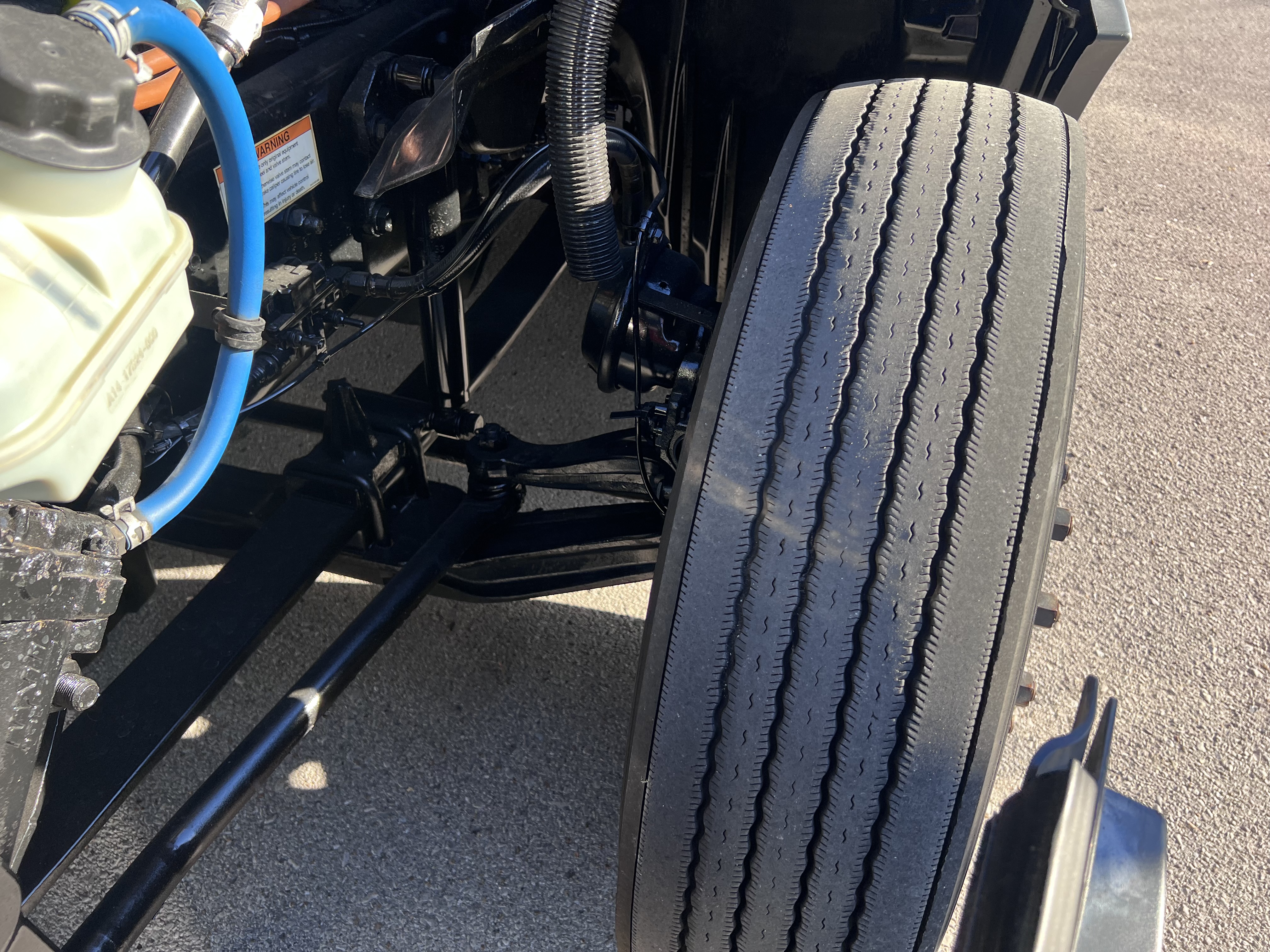 2020 FREIGHTLINER CASCADIA 126SLP - image 13