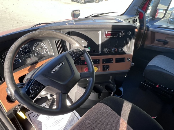 FREIGHTLINER CASCADIA 126SLP 2020