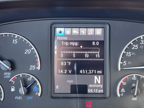 FREIGHTLINER CASCADIA 126SLP 2020