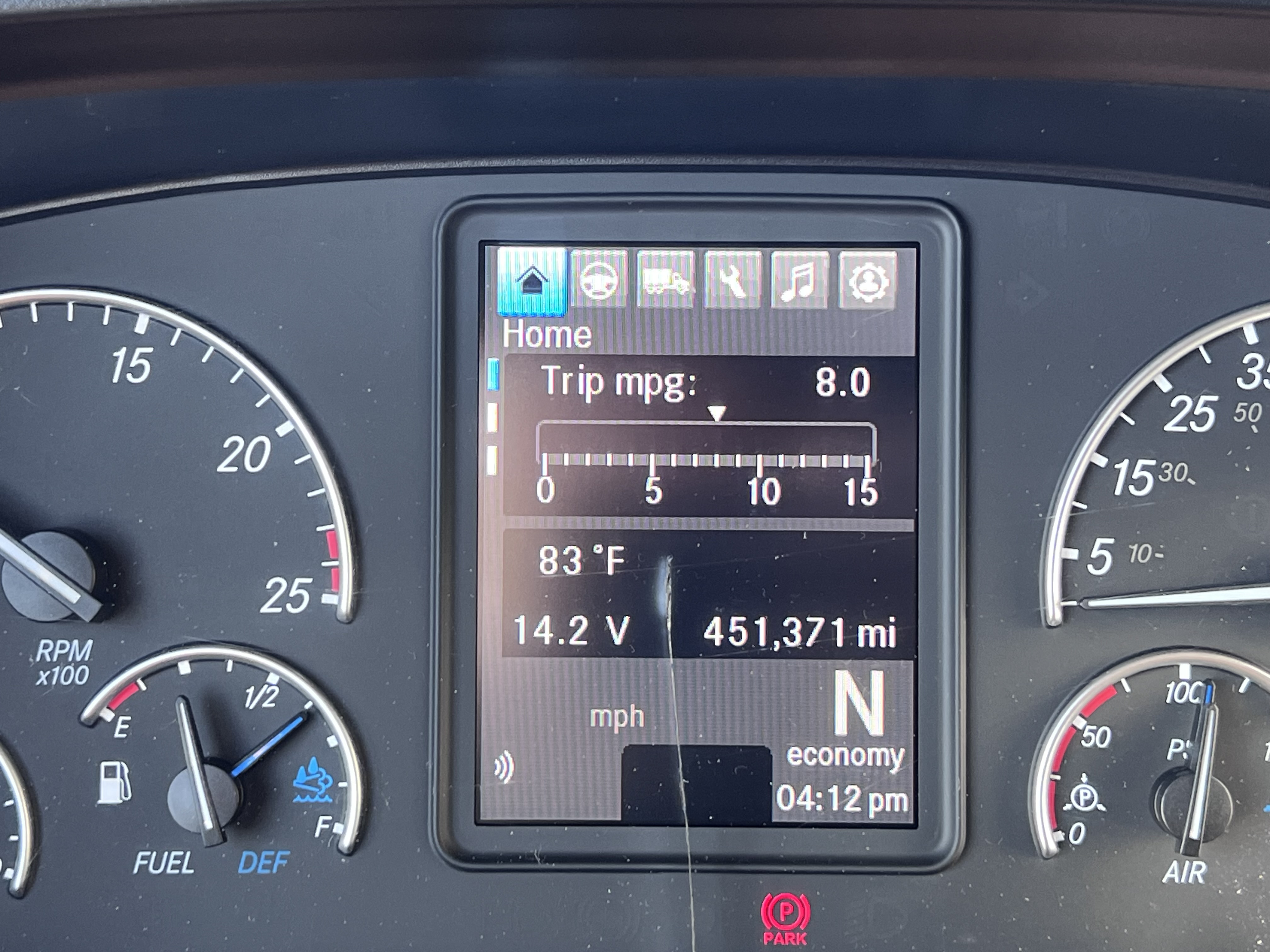 2020 FREIGHTLINER CASCADIA 126SLP - image 17