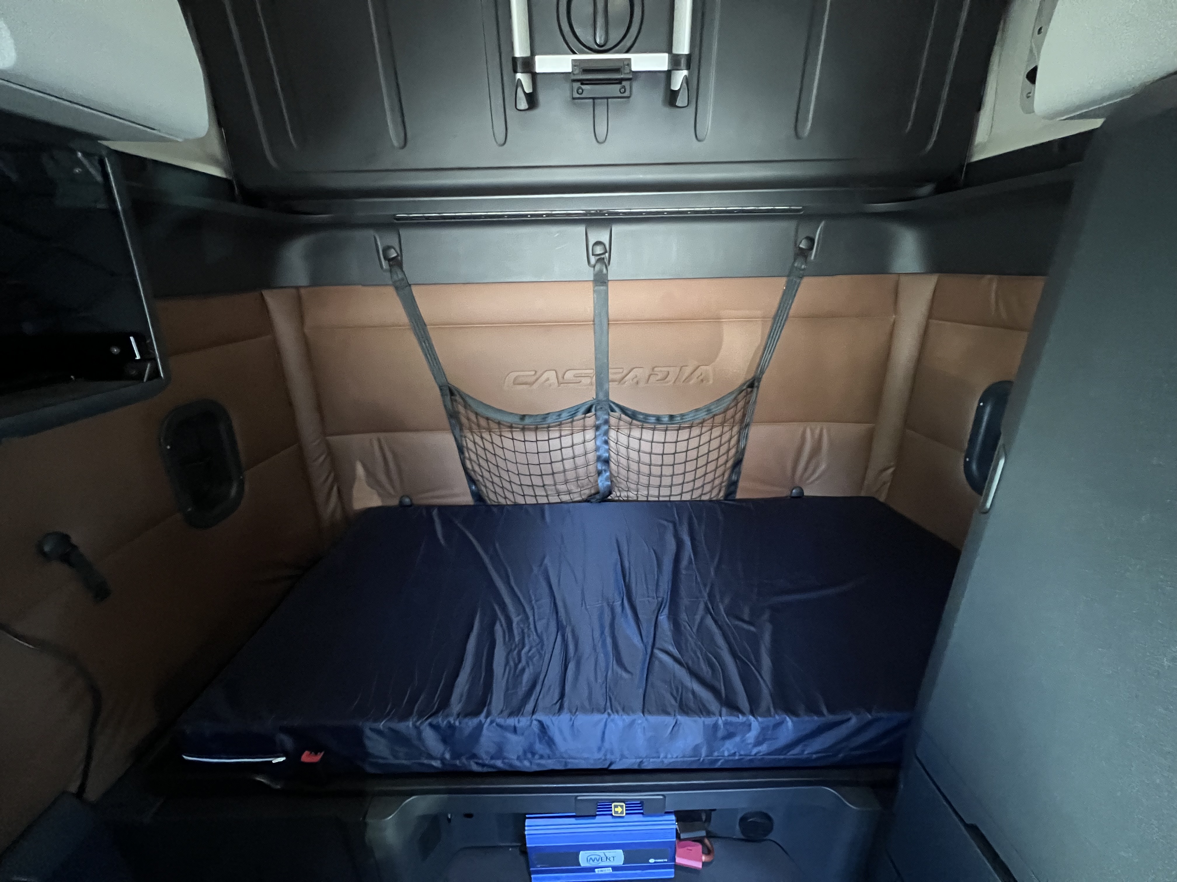 2020 FREIGHTLINER CASCADIA 126SLP - image 21