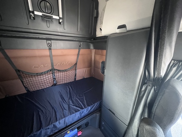 FREIGHTLINER CASCADIA 126SLP 2020