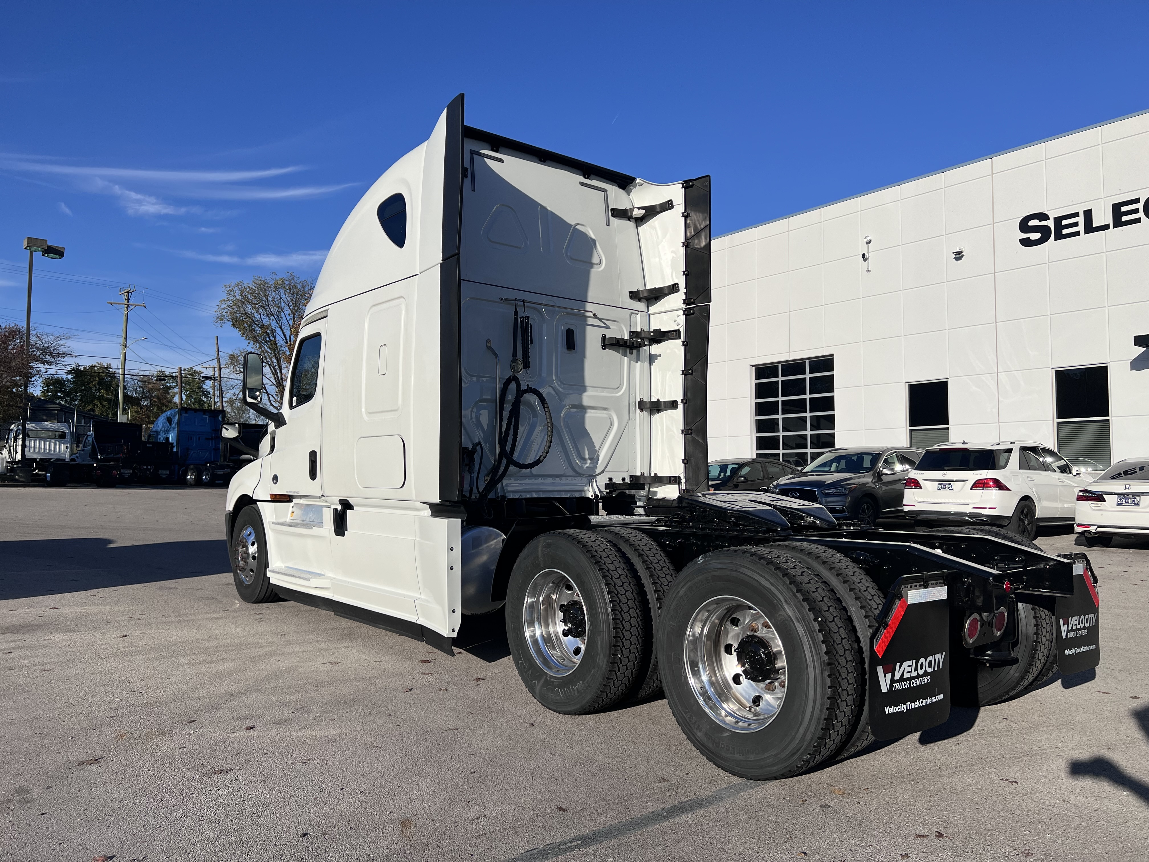 2020 FREIGHTLINER CASCADIA 126SLP - image 4