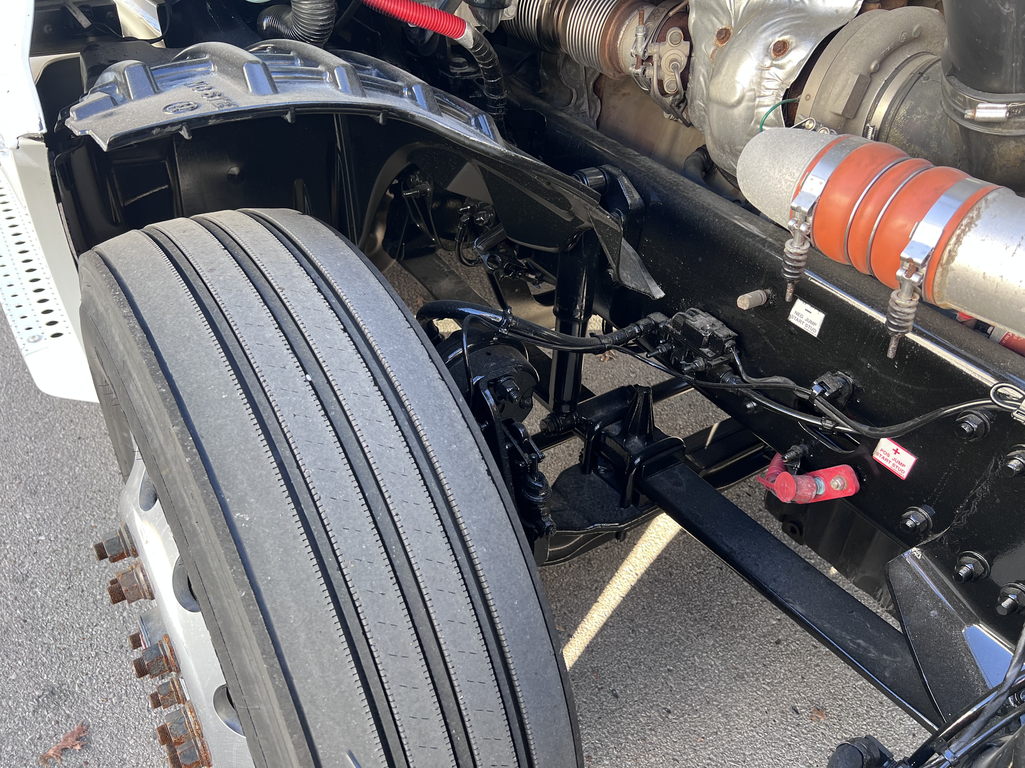 2020 FREIGHTLINER CASCADIA 126SLP - image 11