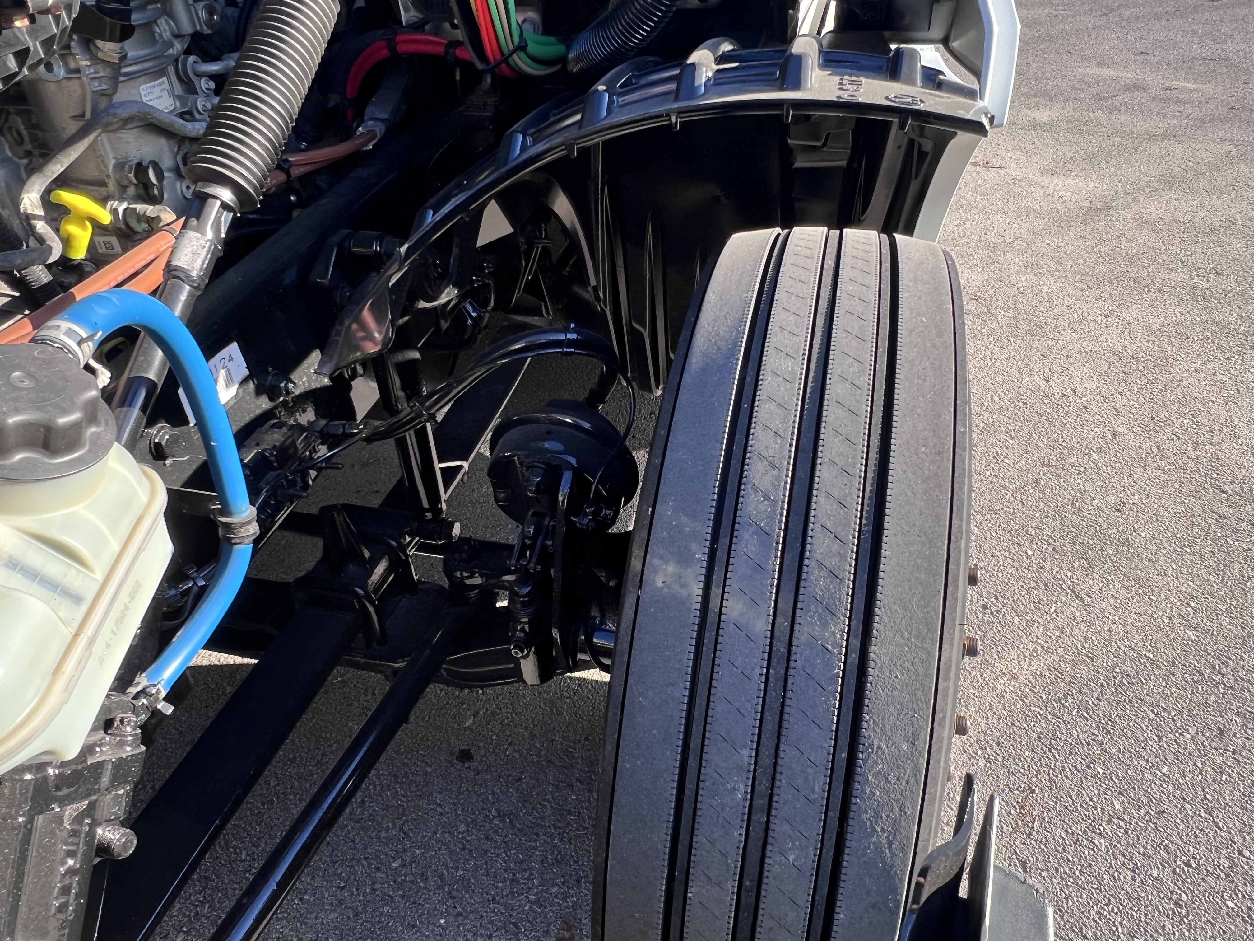 2020 FREIGHTLINER CASCADIA 126SLP - image 13