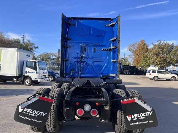 FREIGHTLINER CASCADIA 126SLP 2020