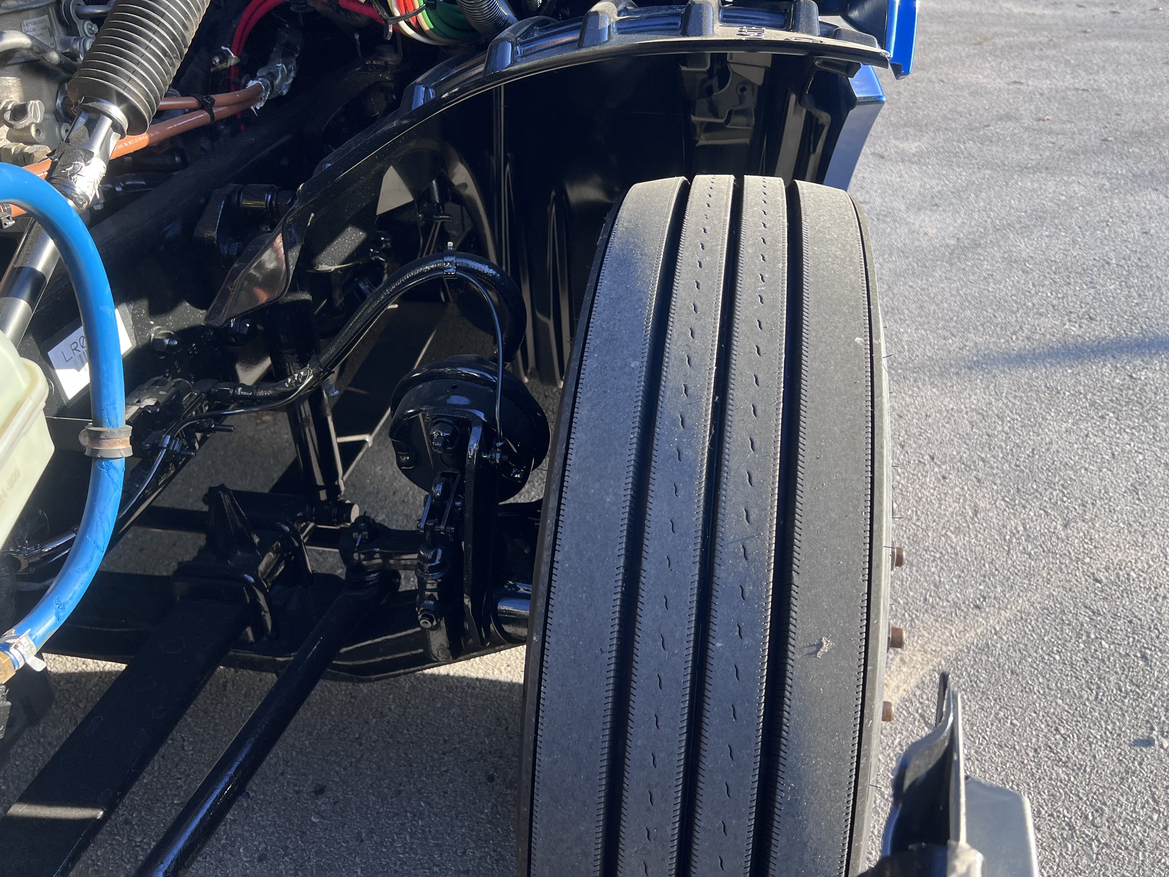 2020 FREIGHTLINER CASCADIA 126SLP - image 13