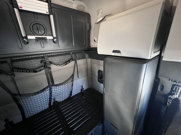 FREIGHTLINER CASCADIA 126SLP 2020