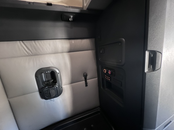 FREIGHTLINER CASCADIA 126SLP 2020