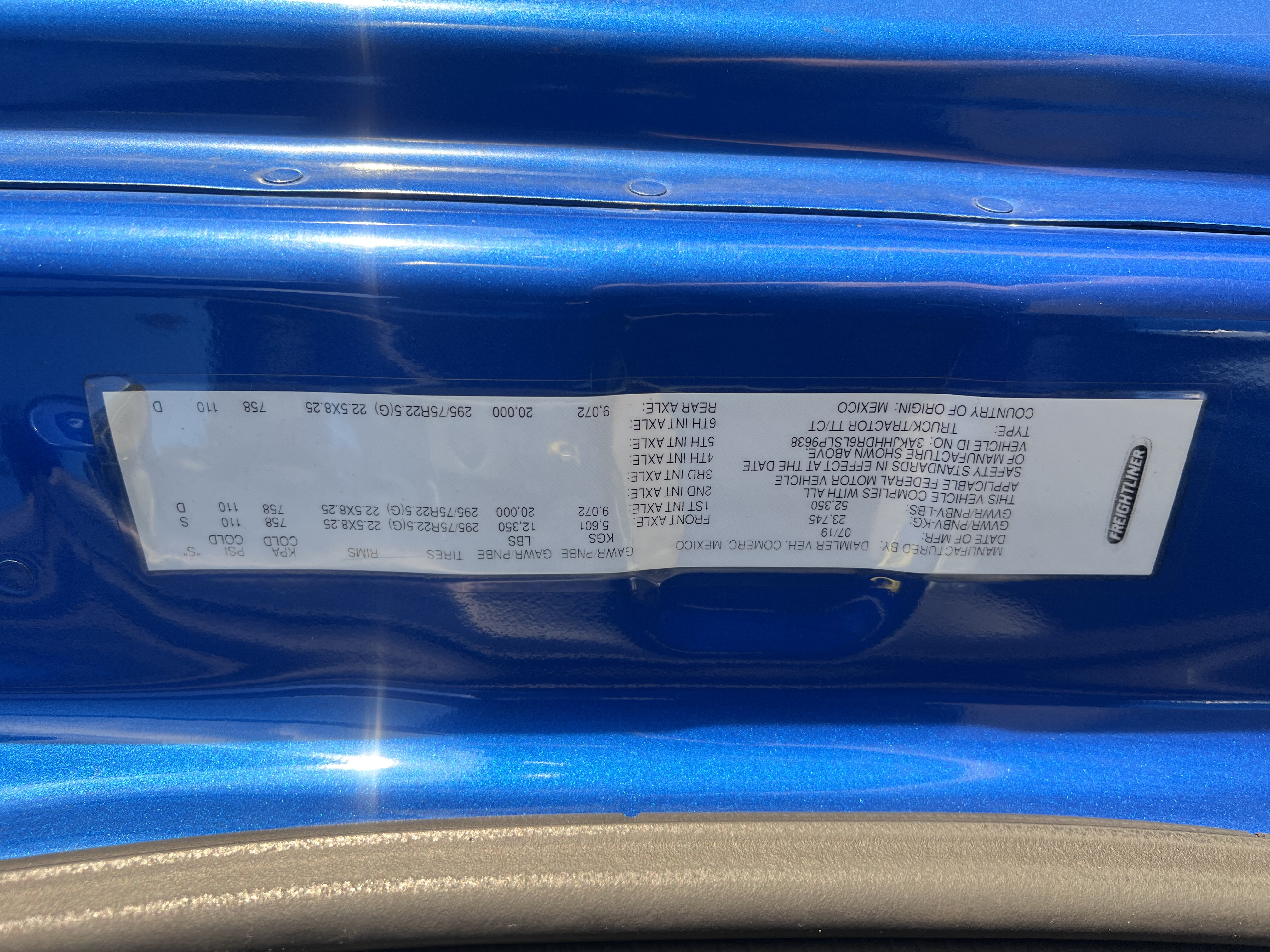 2020 FREIGHTLINER CASCADIA 126SLP - image 27