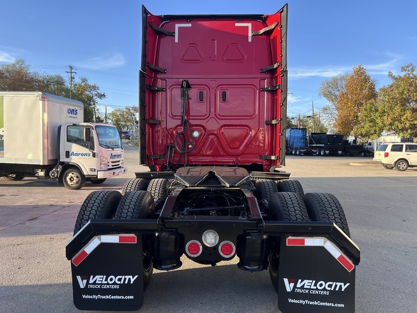 FREIGHTLINER CASCADIA 126SLP 2020