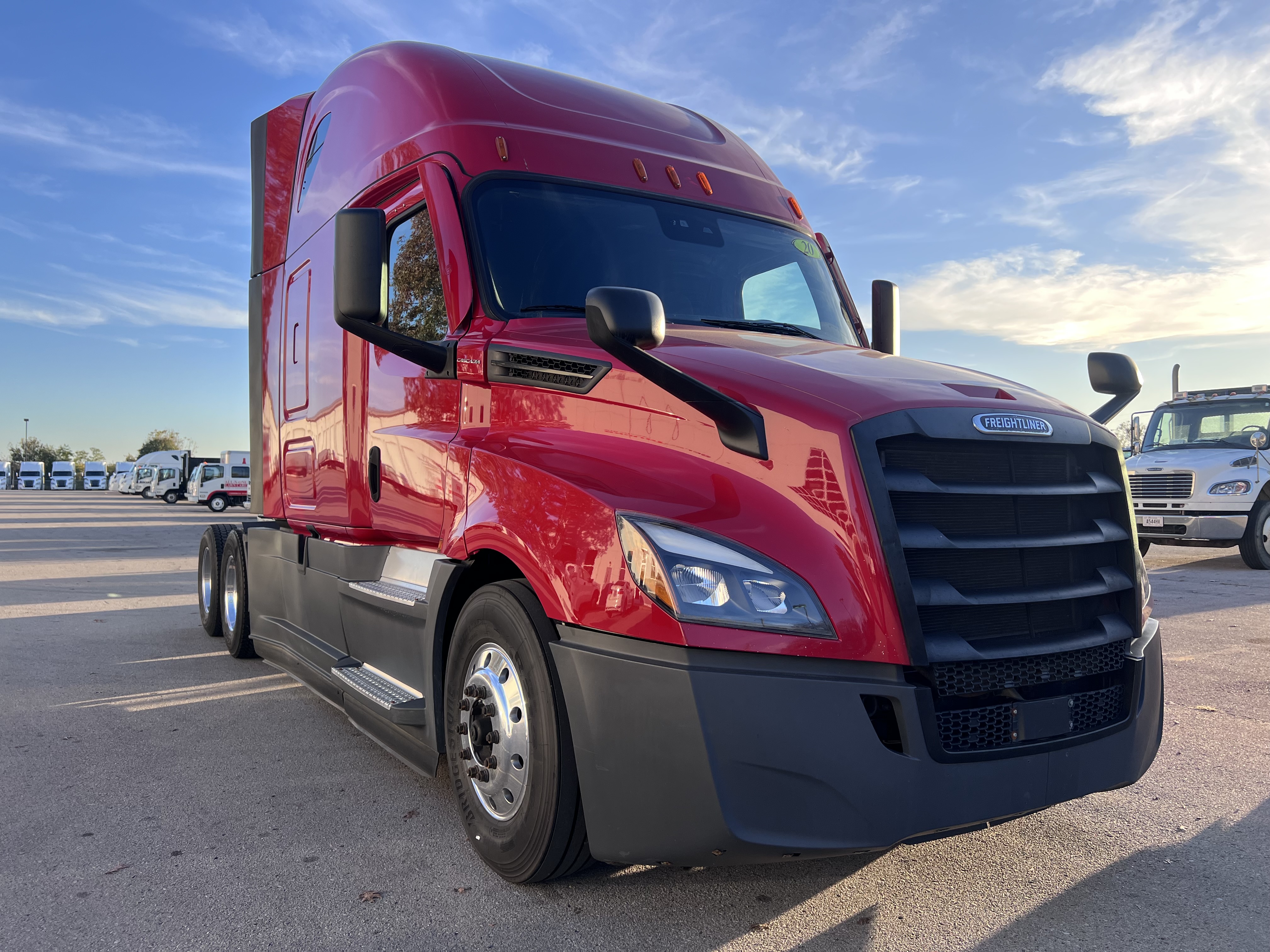 2020 FREIGHTLINER CASCADIA 126SLP - image 8