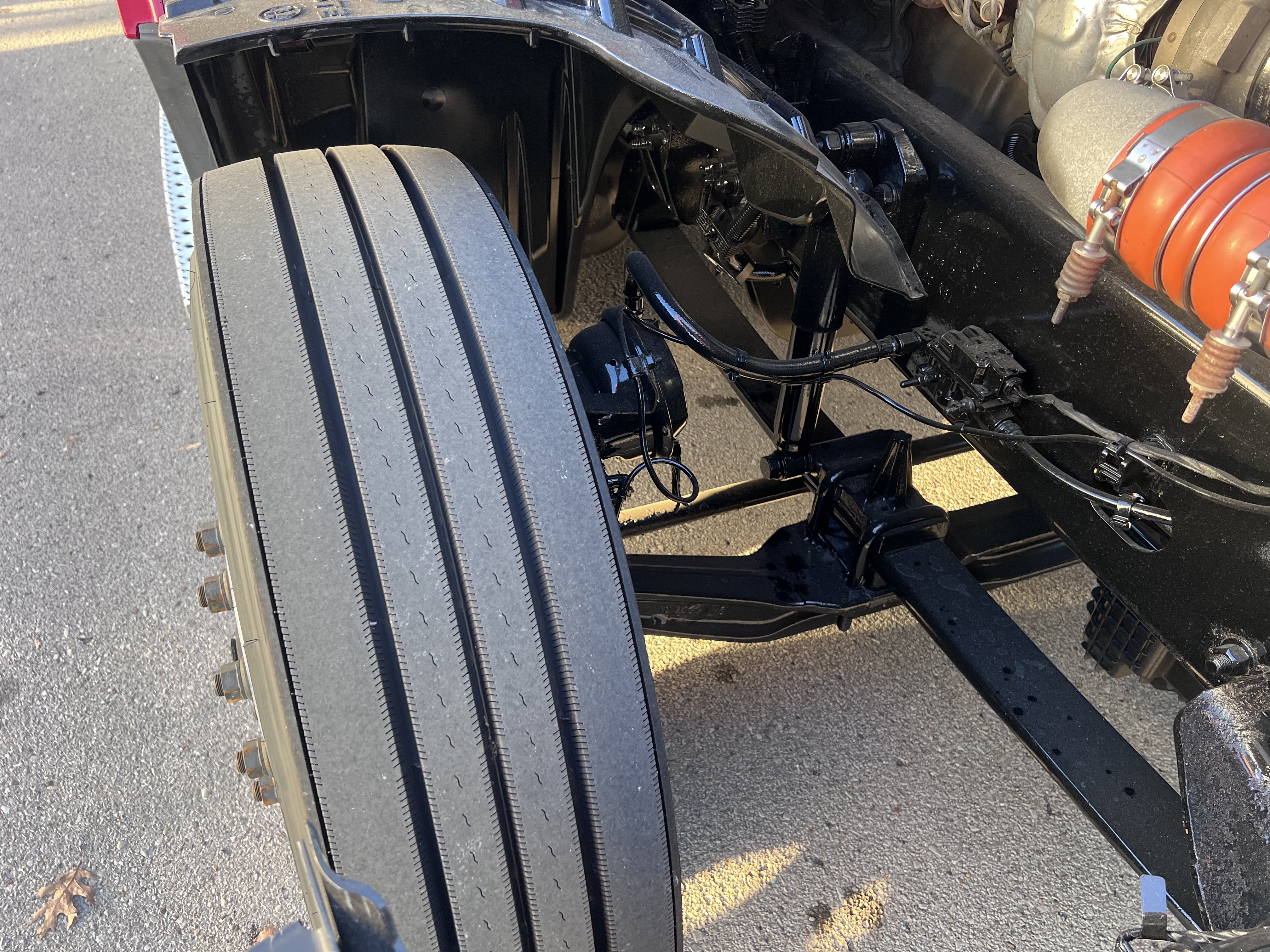 2020 FREIGHTLINER CASCADIA 126SLP - image 11