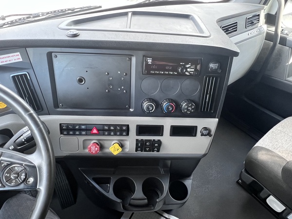 FREIGHTLINER CASCADIA 126SLP 2021