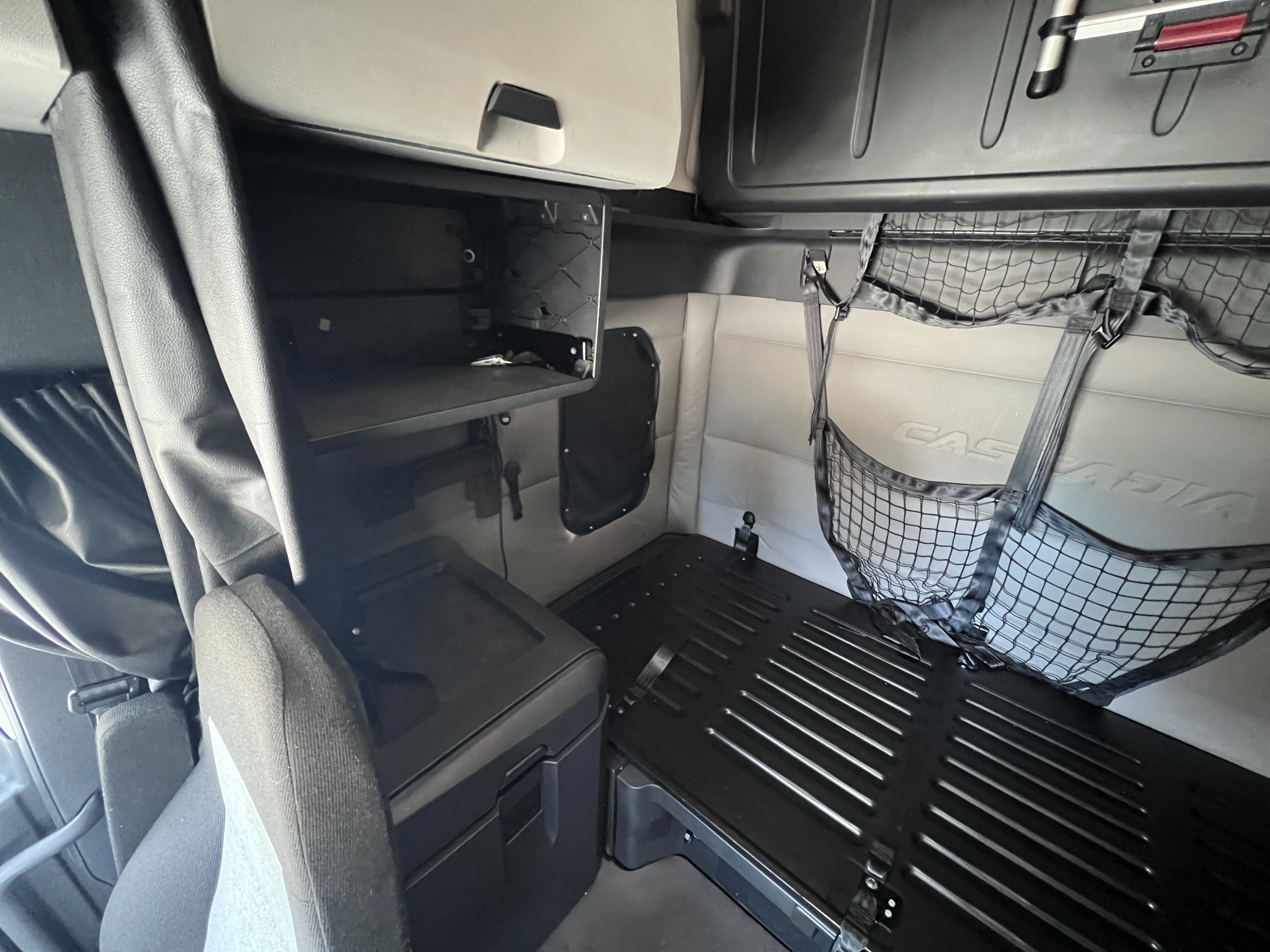 2021 FREIGHTLINER CASCADIA 126SLP - image 20