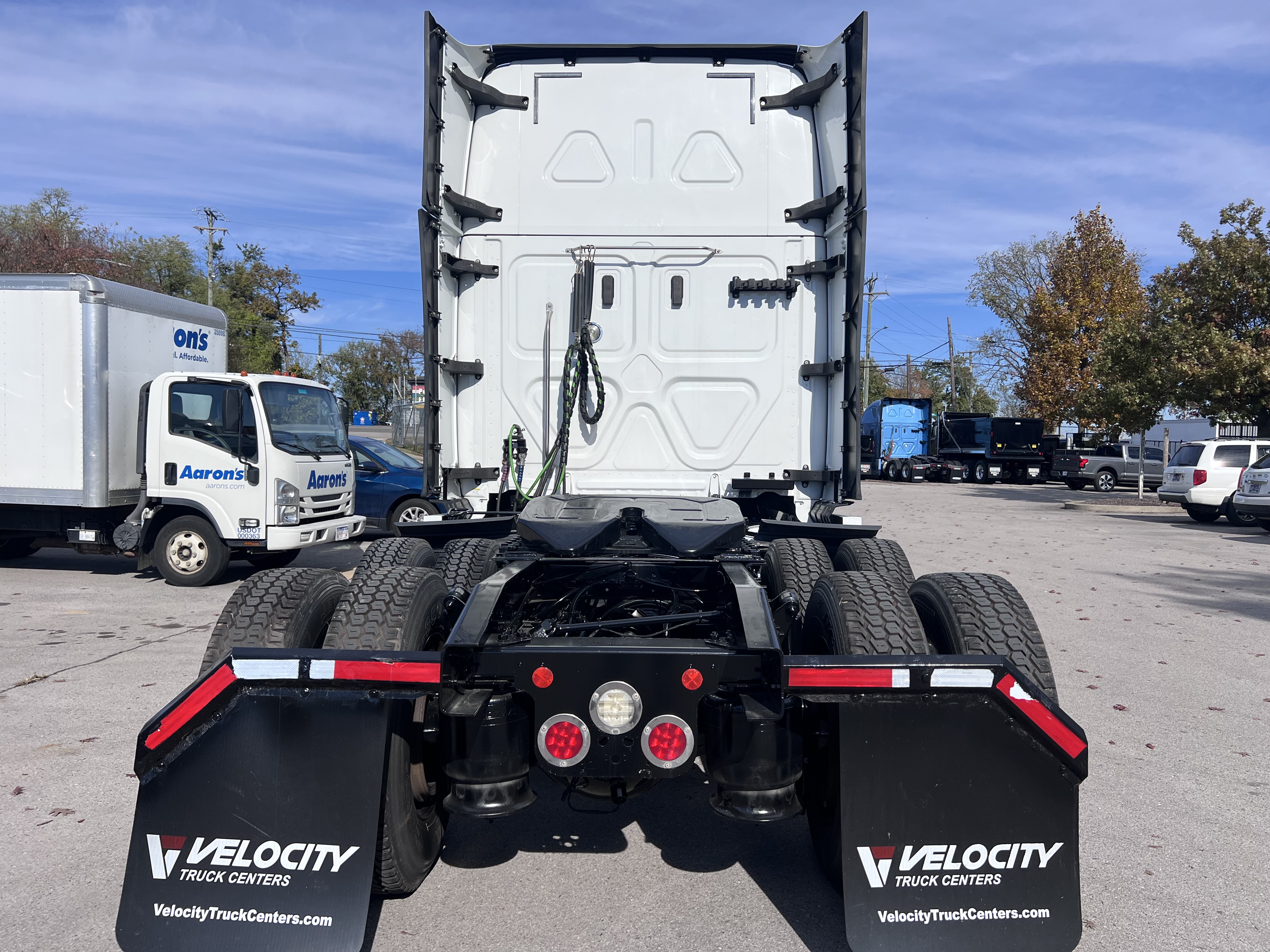 2020 FREIGHTLINER CASCADIA 126SLP - image 5