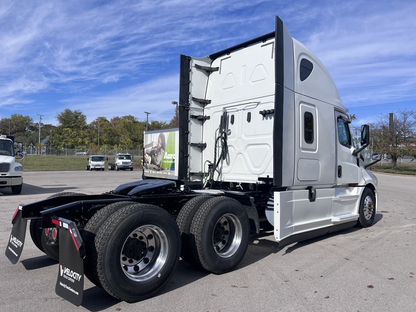 FREIGHTLINER CASCADIA 126SLP 2020