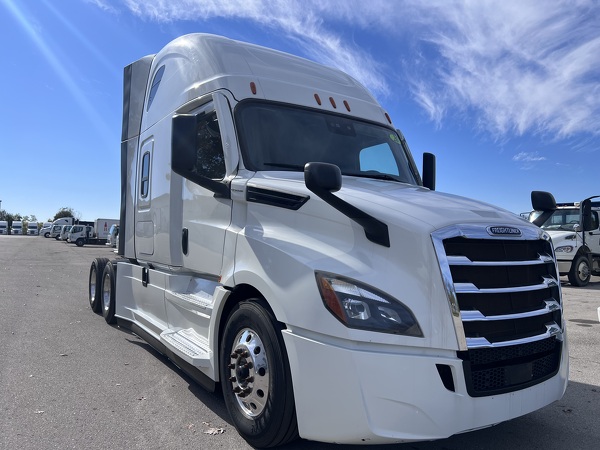 FREIGHTLINER CASCADIA 126SLP 2020