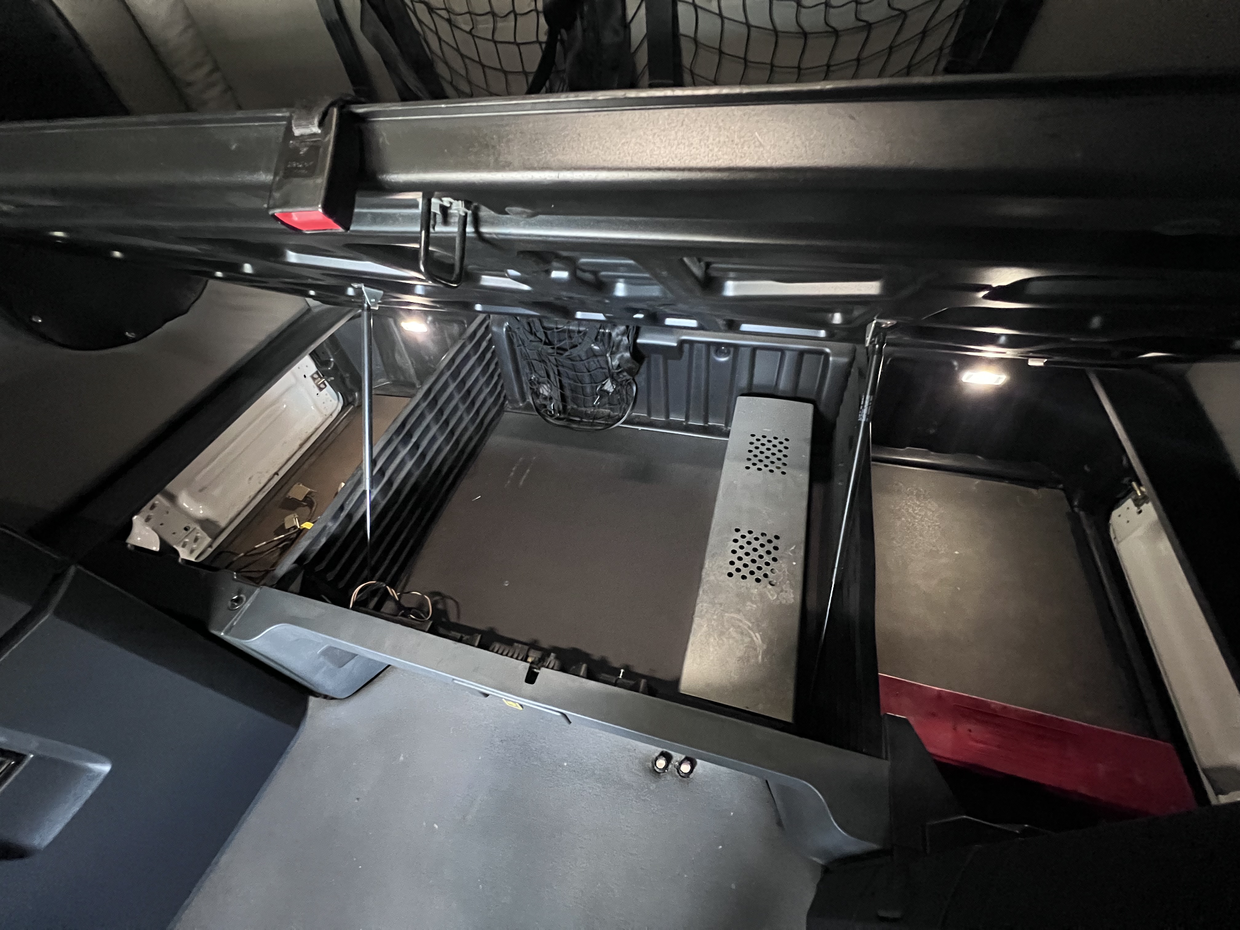 2020 FREIGHTLINER CASCADIA 126SLP - image 24