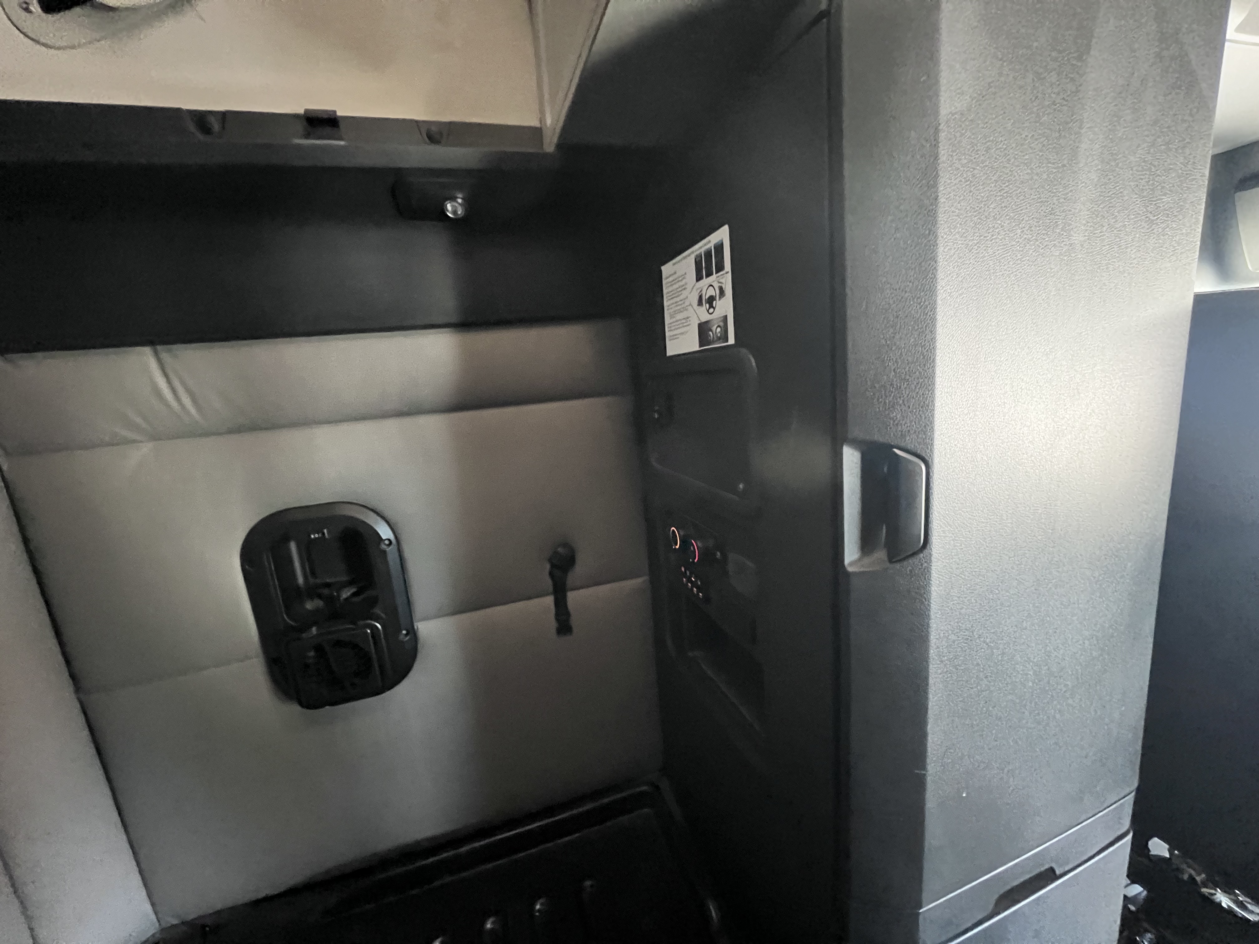 2020 FREIGHTLINER CASCADIA 126SLP - image 25