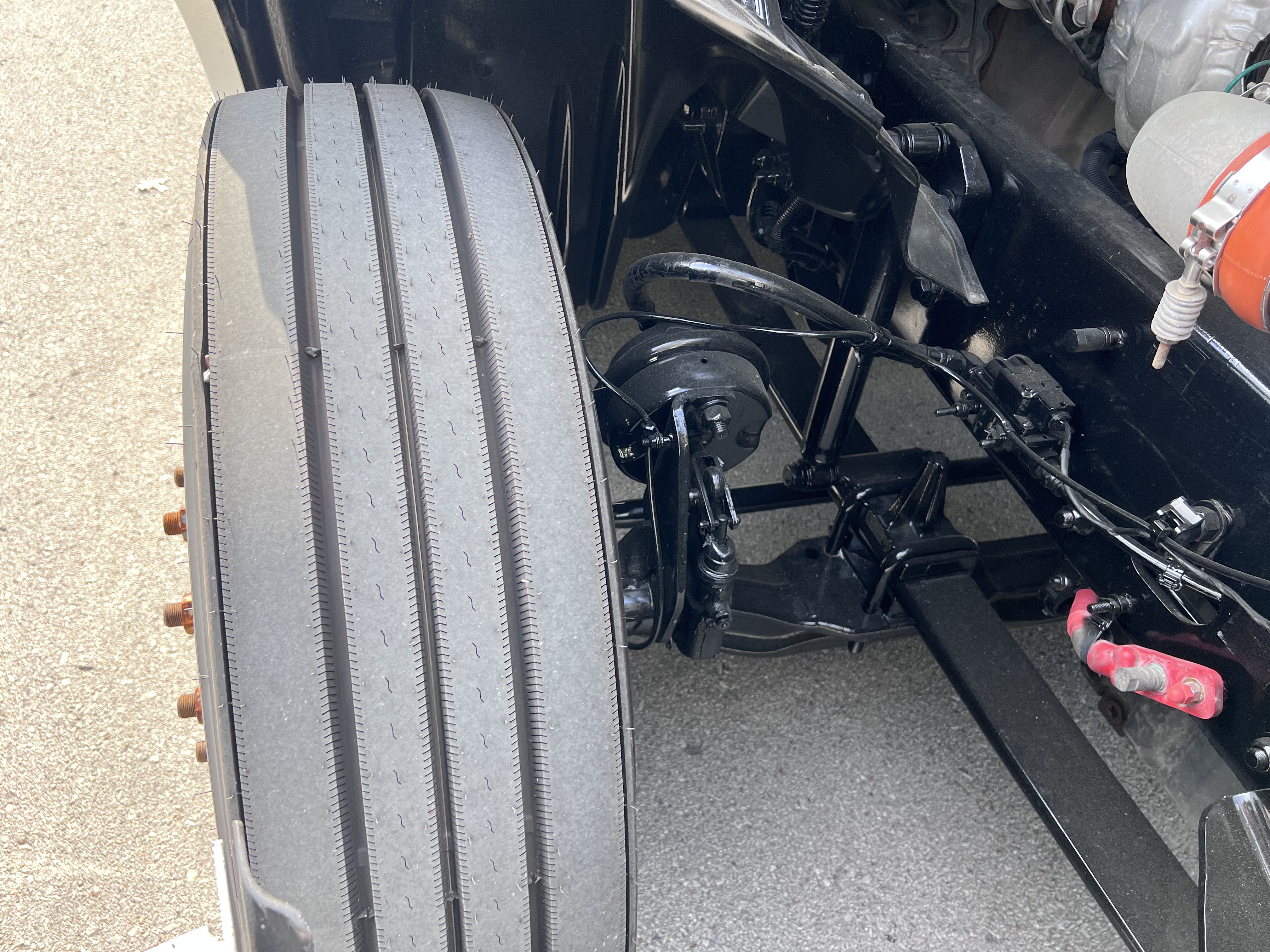 2020 FREIGHTLINER CASCADIA 126SLP - image 11