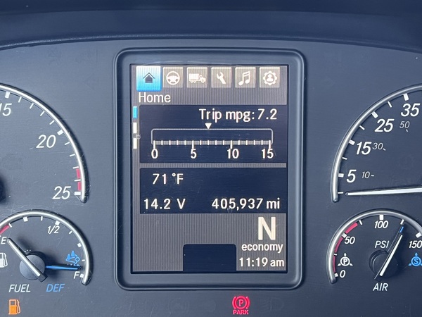 FREIGHTLINER CASCADIA 126SLP 2021