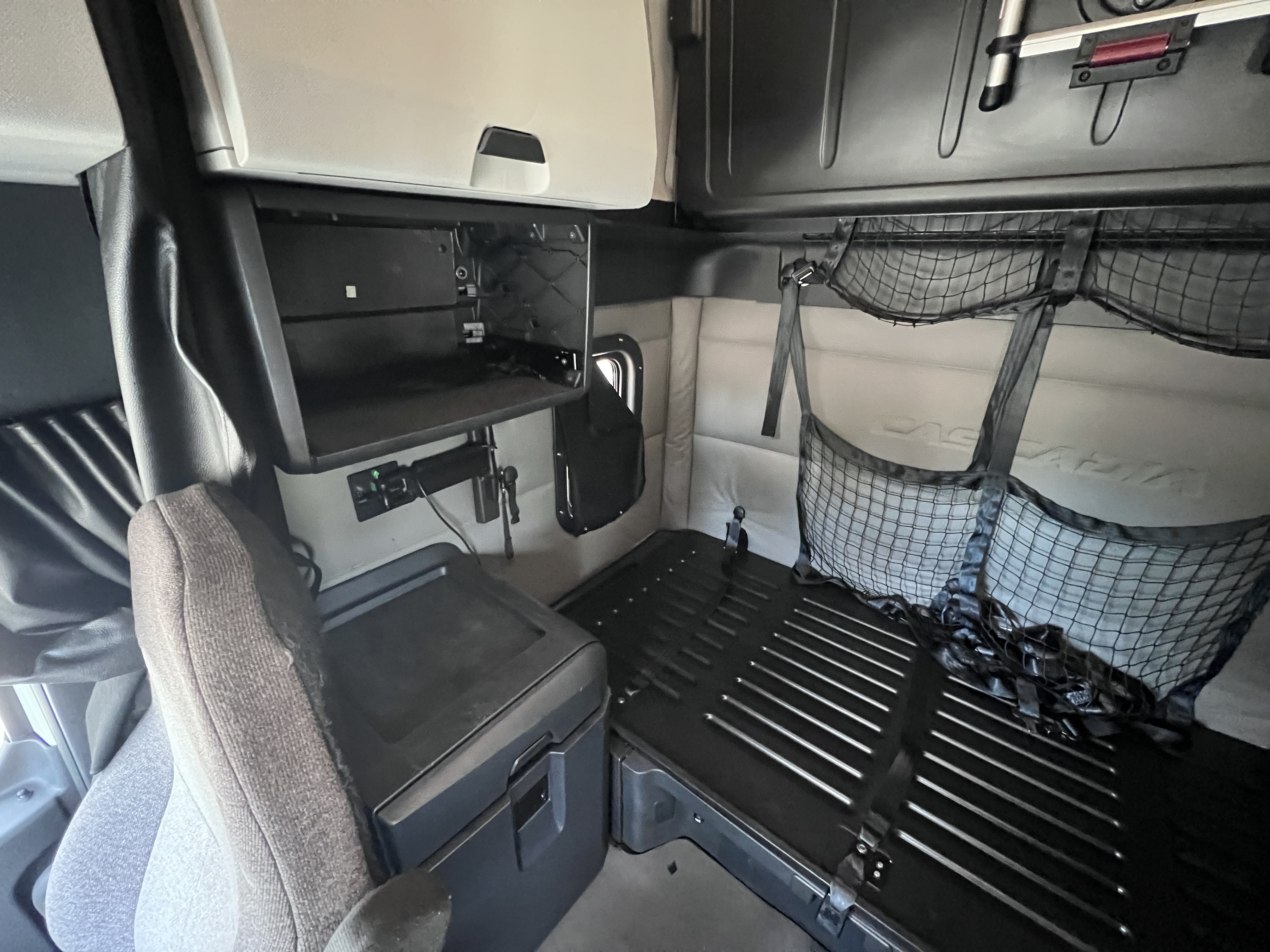 2021 FREIGHTLINER CASCADIA 126SLP - image 21