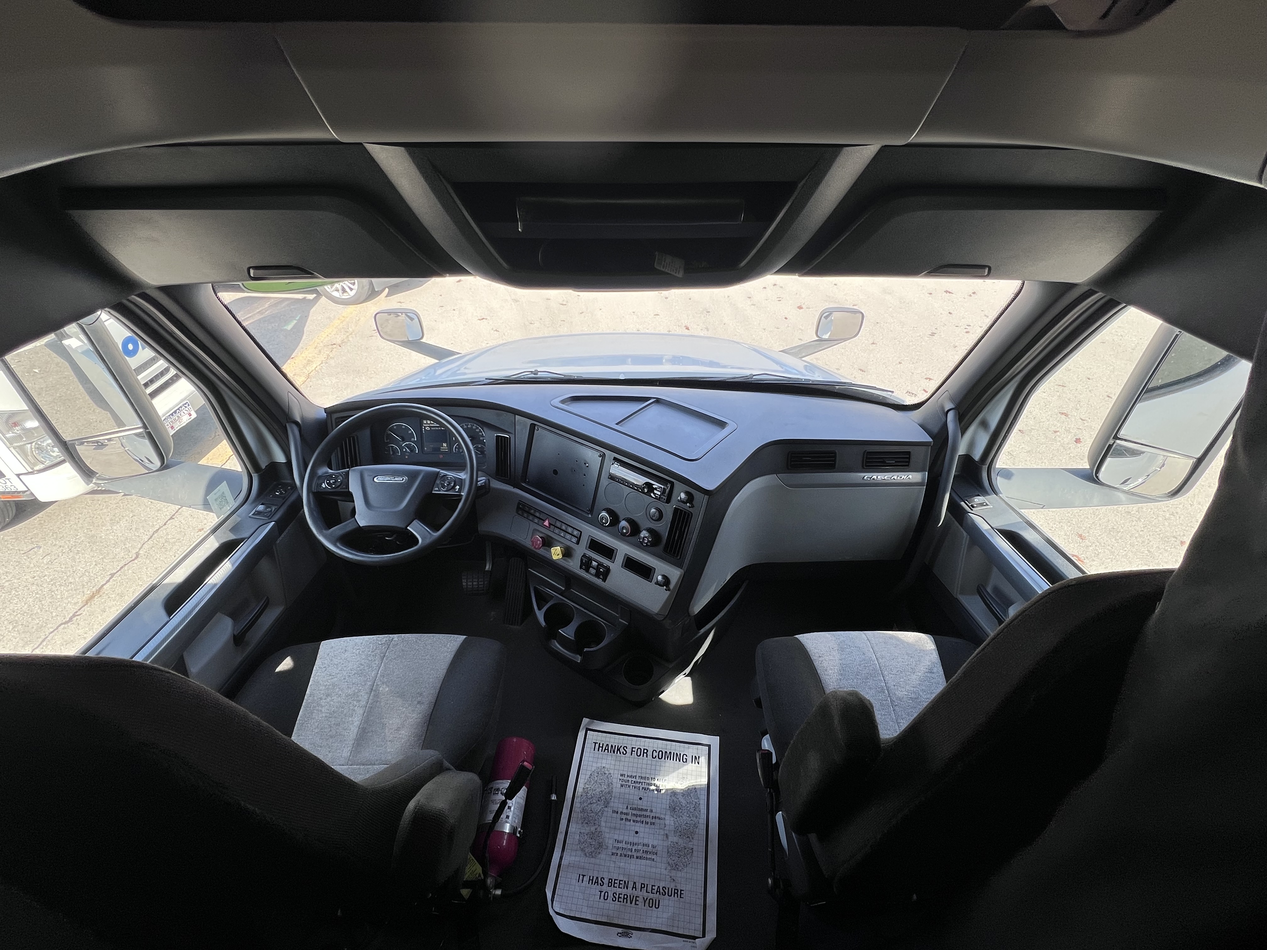 2021 FREIGHTLINER CASCADIA 126SLP - image 25