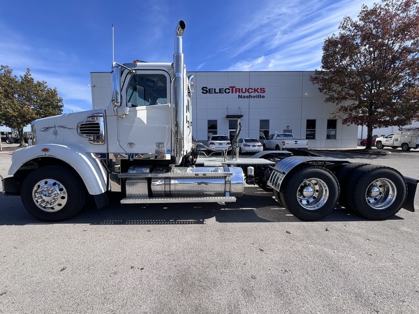 FREIGHTLINER 122SD 2021