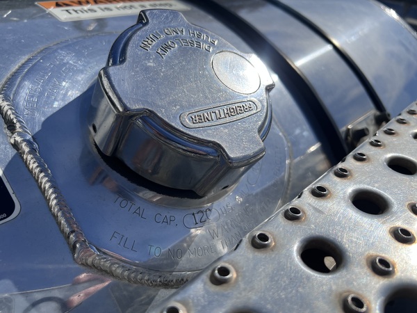 FREIGHTLINER 122SD 2021