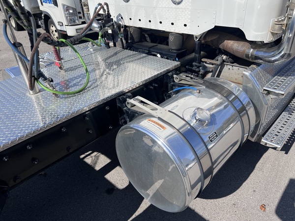 FREIGHTLINER 122SD 2021