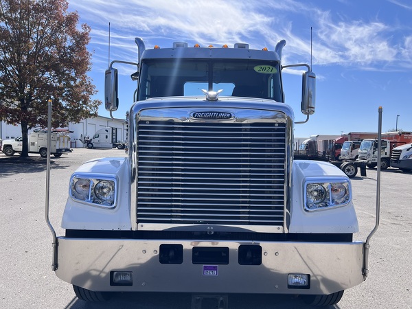 FREIGHTLINER 122SD 2021