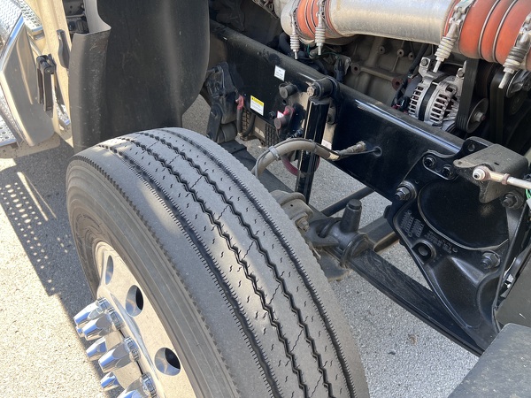 FREIGHTLINER 122SD 2021