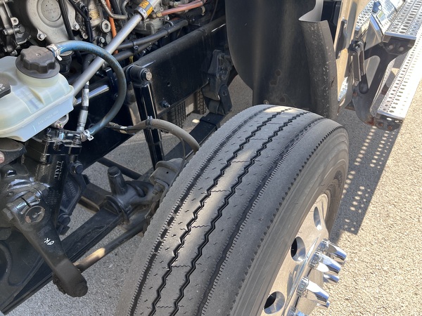 FREIGHTLINER 122SD 2021