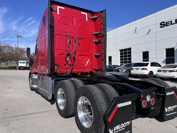 FREIGHTLINER CASCADIA 126SLP 2020