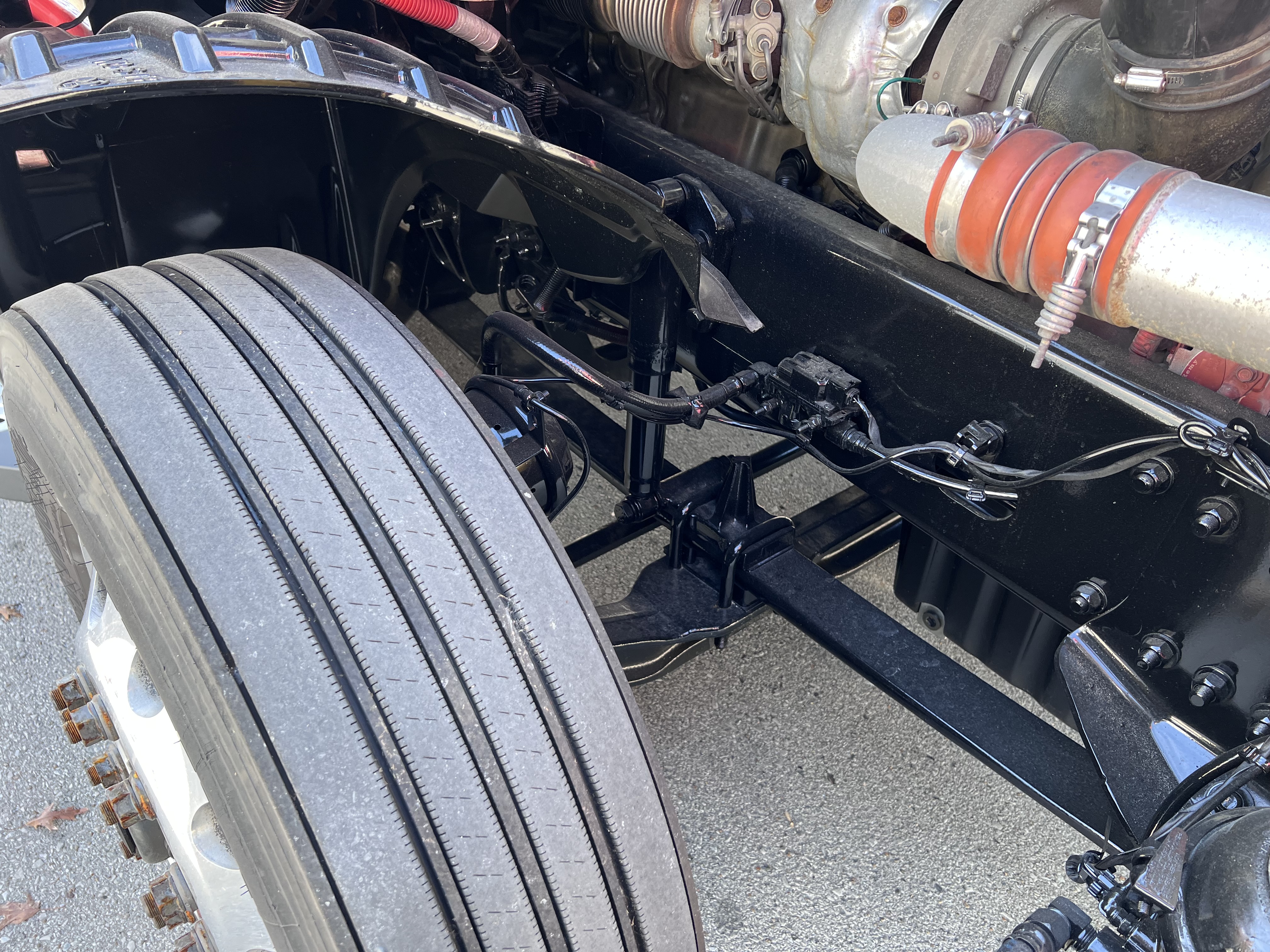 2020 FREIGHTLINER CASCADIA 126SLP - image 11