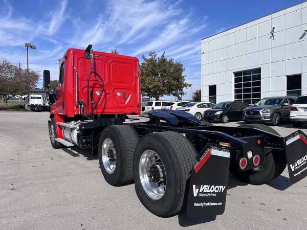 FREIGHTLINER CASCADIA 113DC 2019