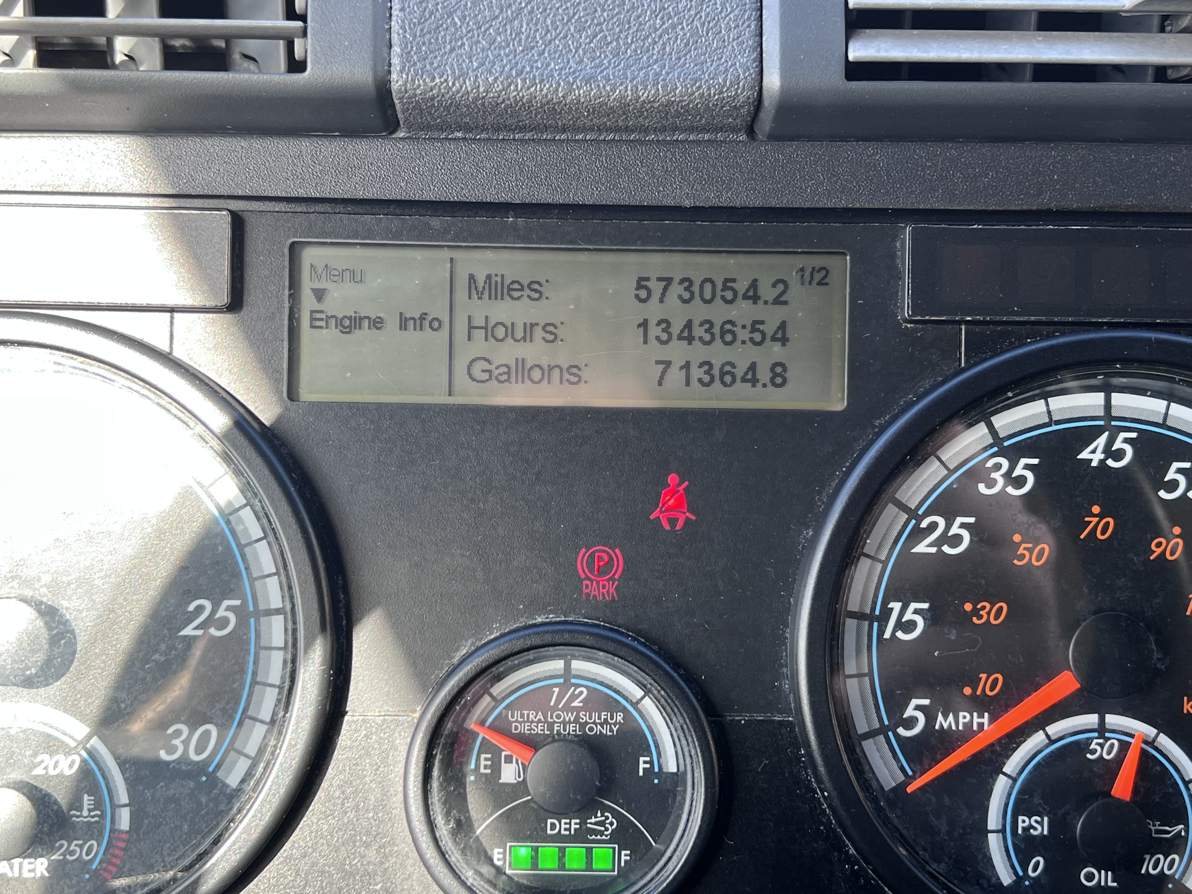 2019 FREIGHTLINER CASCADIA 113DC - image 17