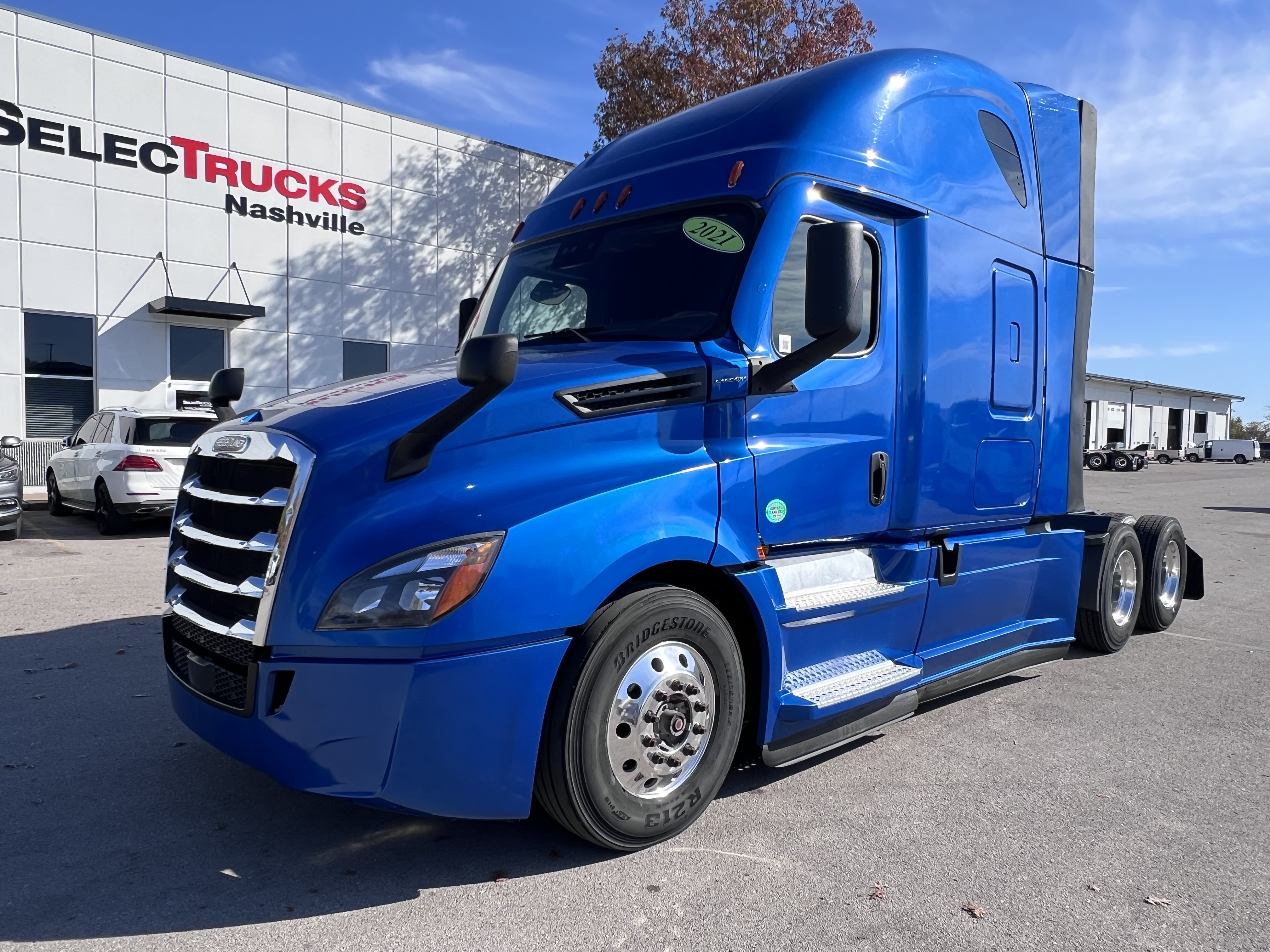 2021 FREIGHTLINER CASCADIA 126SLP - image 1